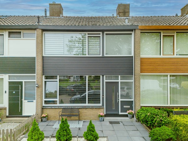 Medium property photo - Fresiastraat 50, 3202 RB Spijkenisse